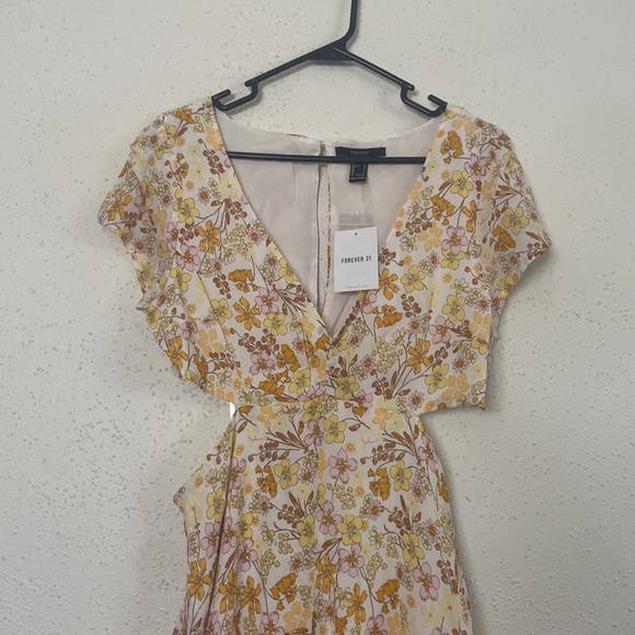 Forever 21 Dress - Picture 3 of 3